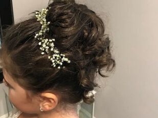 flower girl updo by mobile hairstylist toronto